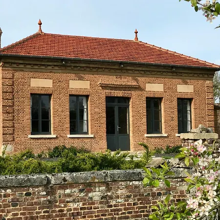 Orangerie Du Chateau *